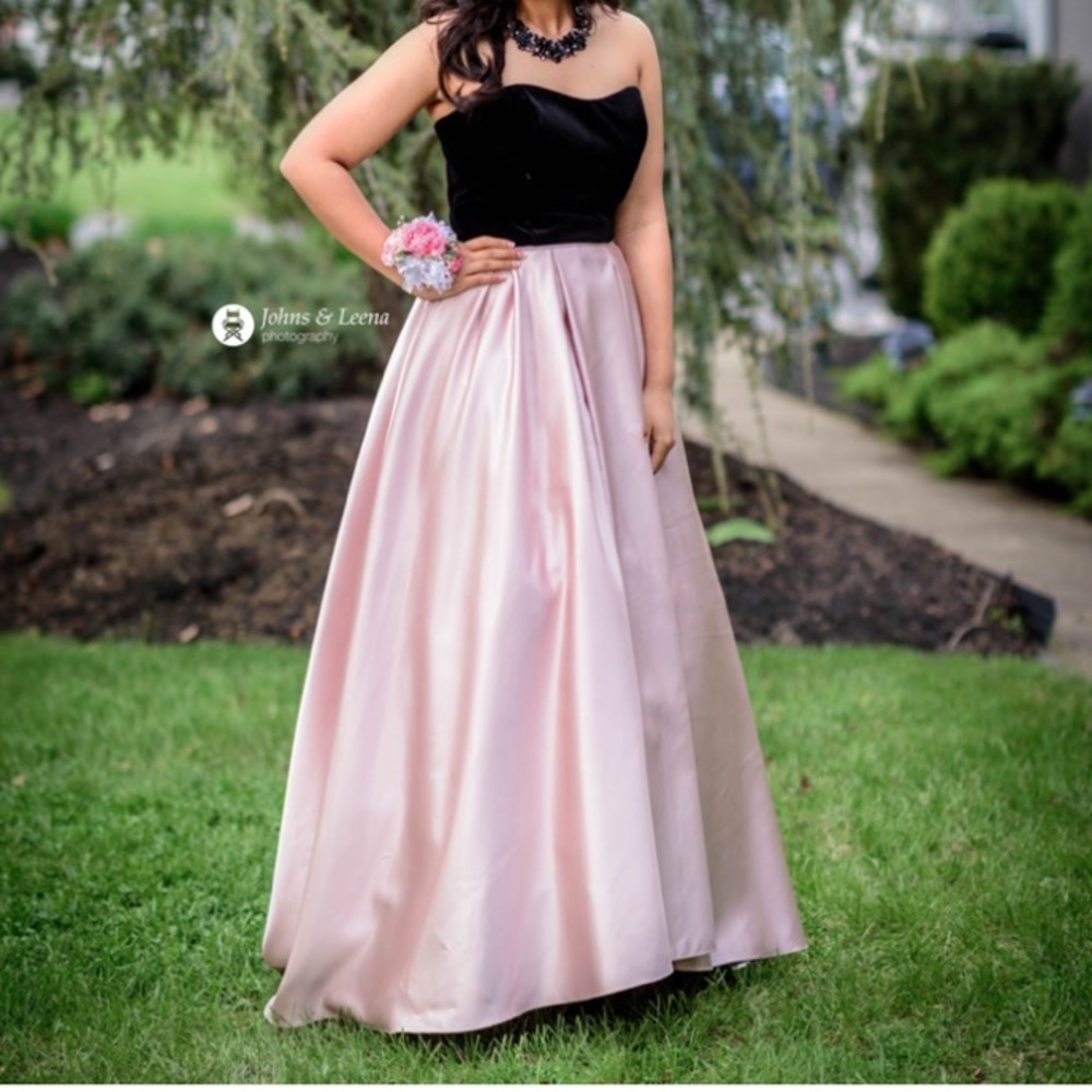 Betsy and Adam long blush//velvet black gown